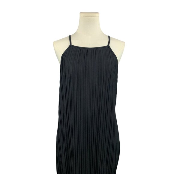 Black Pleated Maxi Dress With Spaghetti Straps - Picture 4 of 8